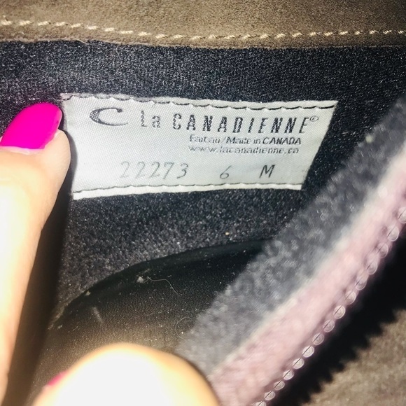 La Canadienne Waterproof Brown Suede Ankle Booties - Size 6 - Picture 7 of 8